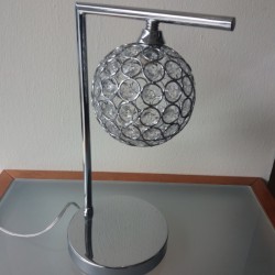 Επιτραπέζιο φωτιστικό με κρύσταλλα Ν.4001