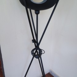 Φωτιστικό δαπέδου Ν.1026 Φωτιστικό δαπέδου Ν.1026