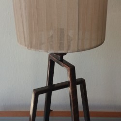 Επιτραπέζιο φωτιστικό  Ν.4020