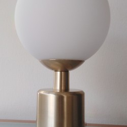 Επιτραπέζιο λαμπατέρ Ν.4036